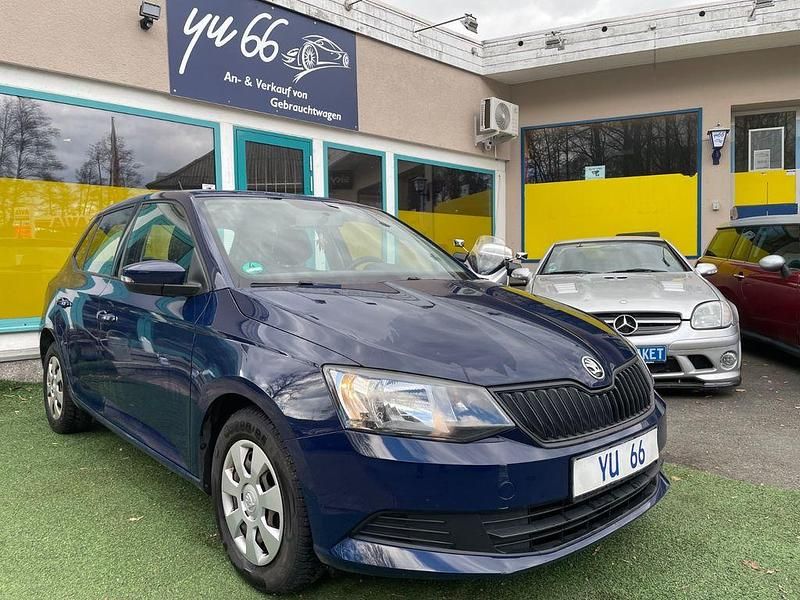 Gebraucht Skoda Fabia Active 75 PS (55 kW) 2016 Blau Limousine