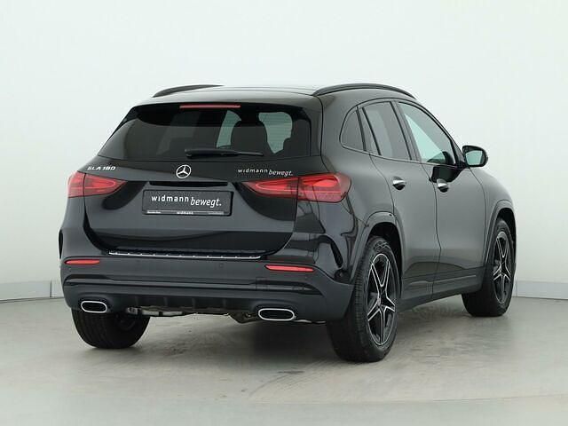 Gebraucht Mercedes GLA180 Night 136 PS (100 kW) 2025 Unilack nachtschwarz SUV