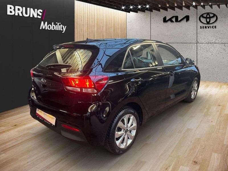 Gebraucht Kia Rio Vision 84 PS (61 kW) 2021 Auroraschwarz Kleinwagen