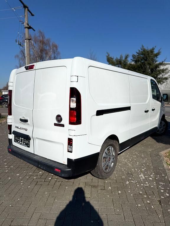 Gebraucht Fiat Talento 145 PS (106 kW) 2021 Weiß Van / Kleinbus