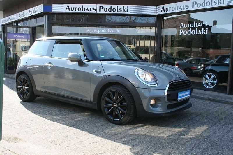 Gebraucht Mini ONE 102 PS (75 kW) 2018 Rooftop grey Kleinwagen