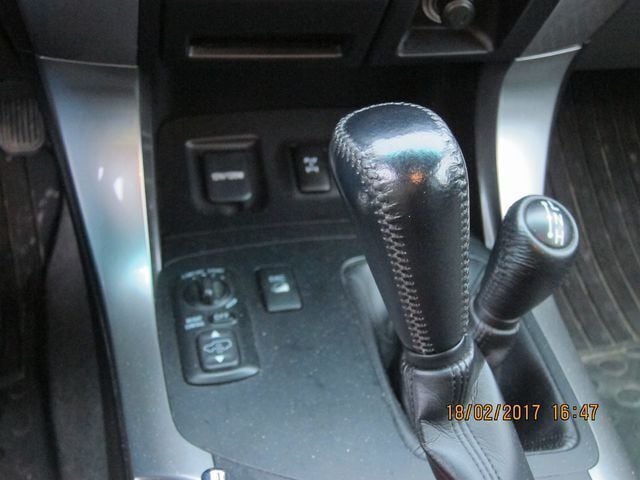 Gebraucht Toyota Land Cruiser Executive 173 PS (127 kW) 2007 Silber metallic SUV