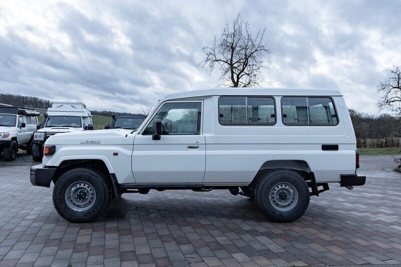 Gebraucht Toyota Land Cruiser 272 PS (200 kW) 2022 SUV
