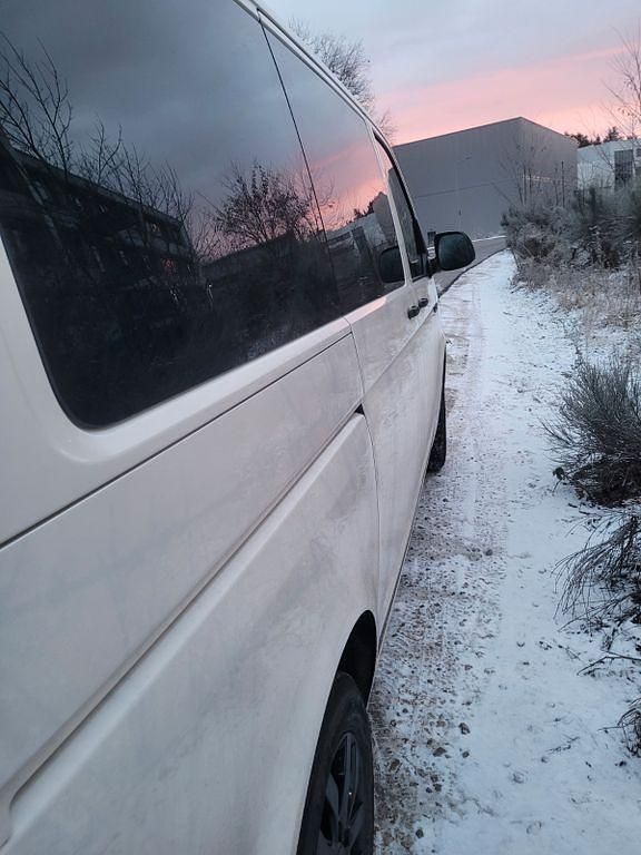 Weiß Gebraucht 2018 VW Multivan Van | 32.000 € (Superpreis) - Bild 1/4