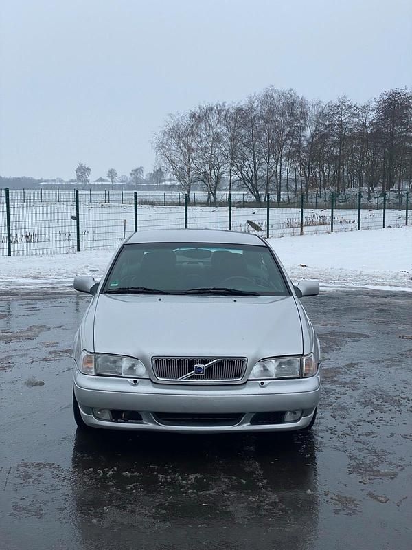 Silber Gebraucht 2000 Volvo C70 Coupé | 4.800 € (Fairer Preis) - Bild 1/4