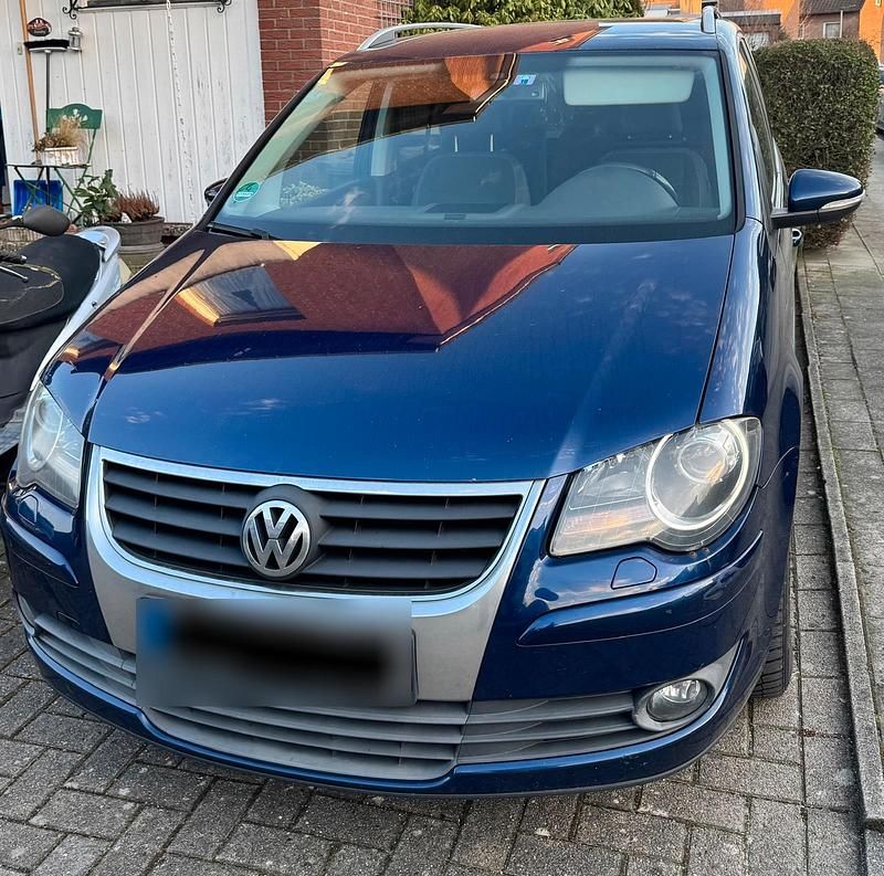 Gebraucht VW Touran 105 PS (77 kW) 2010 Blau Van / Kleinbus