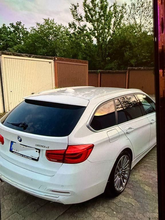 Gebraucht BMW 320 Luxury Line 190 PS (139 kW) 2017 Weiß Kombi
