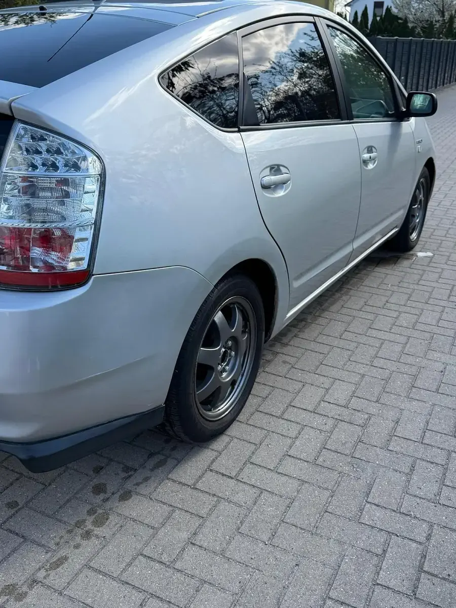 Gebraucht Toyota Prius 112 PS (82 kW) 2007 Grau Kleinwagen