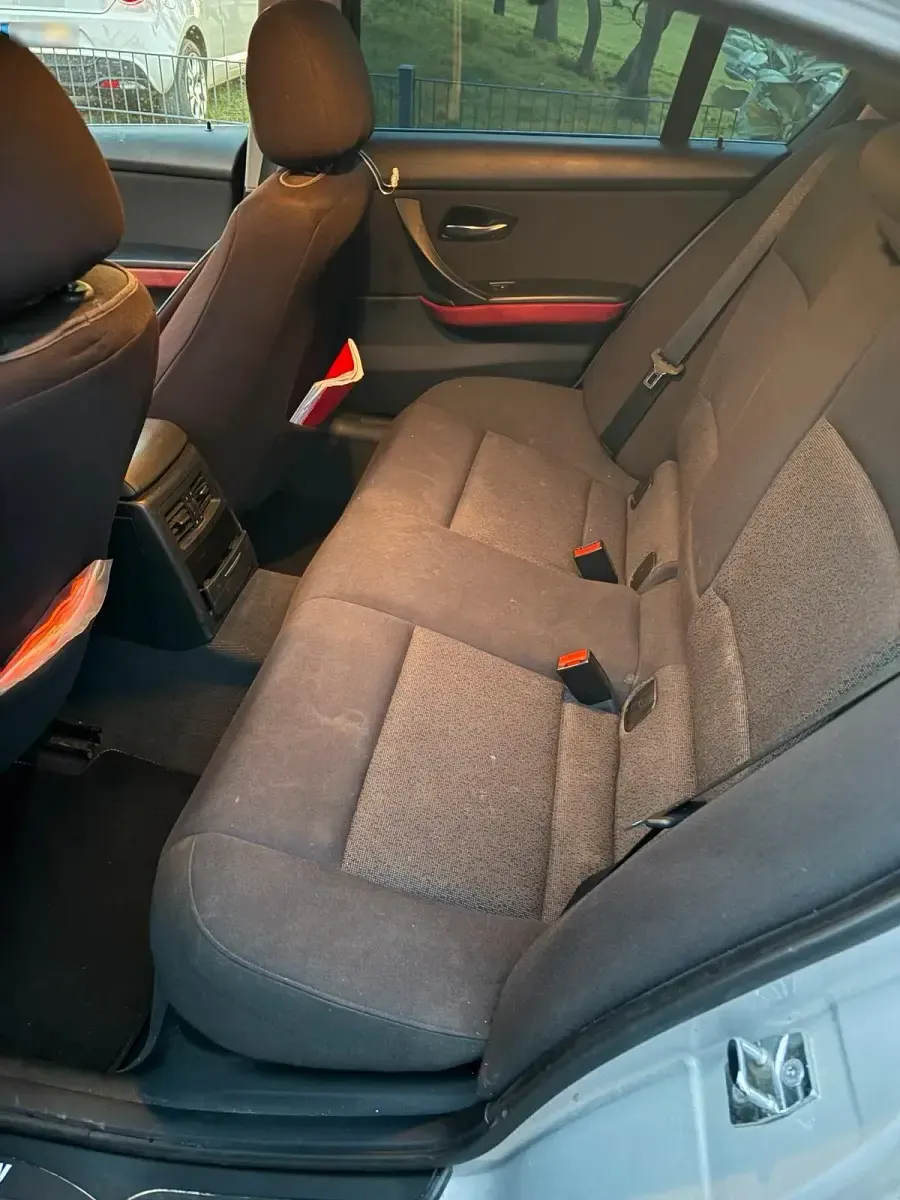 Gebraucht BMW 325 218 PS (160 kW) 2005 Silber Limousine