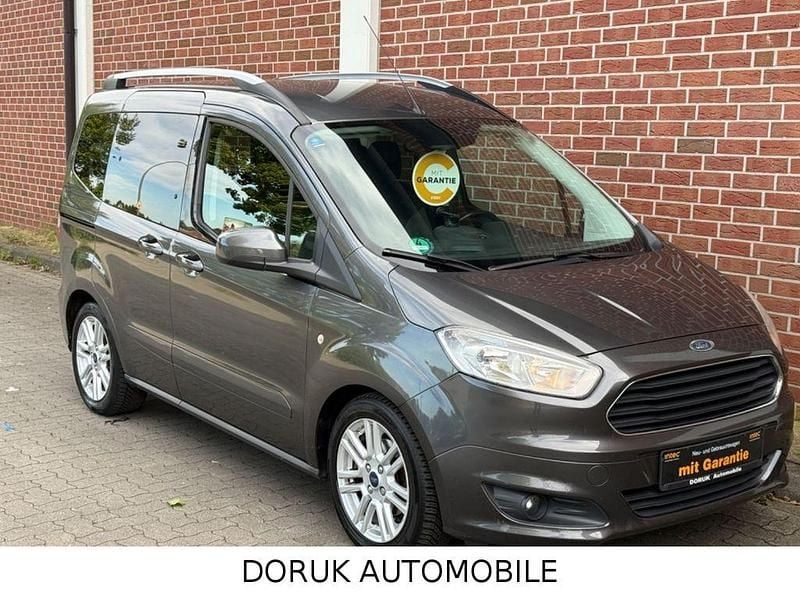 Grau Gebraucht 2017 Ford Tourneo Courier Van / Kleinbus | 7.990 € (Guter Preis) - Bild 1/4