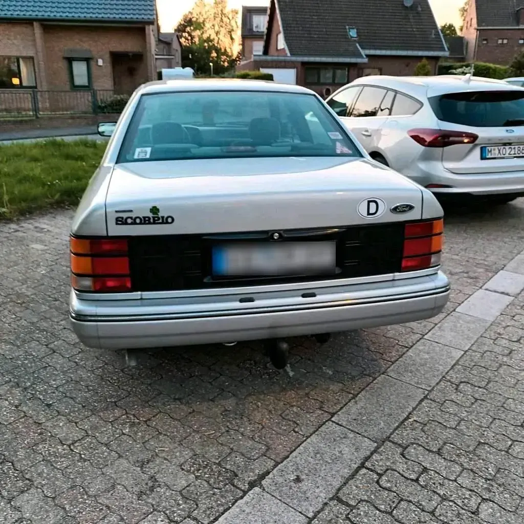 Gebraucht Ford Scorpio 120 PS (88 kW) 1990 Silber Limousine