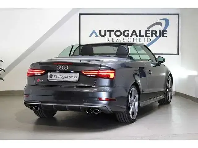 Gebraucht Audi S3 Cabriolet Sport 310 PS (228 kW) 2018 Grau Cabrio