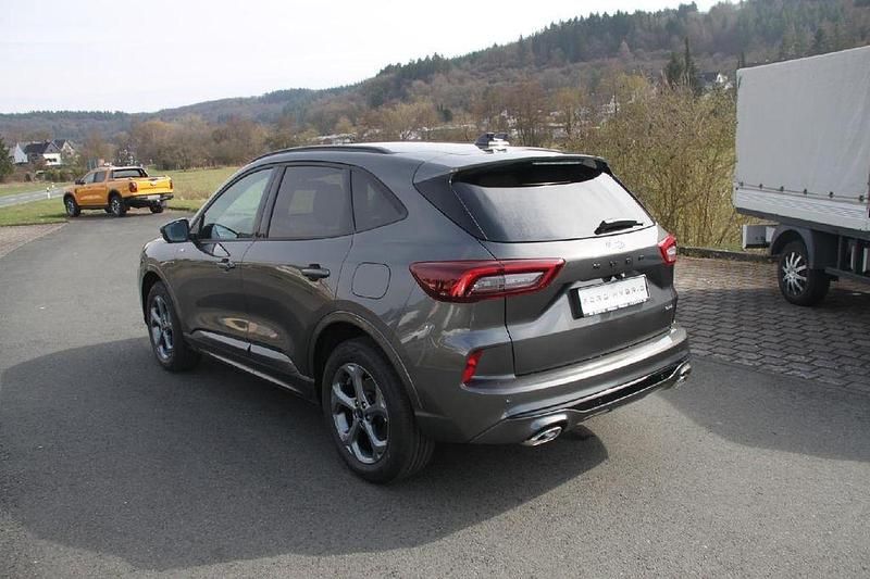 Neu Ford Kuga ST-Line 152 PS (111 kW) 2026 Other SUV