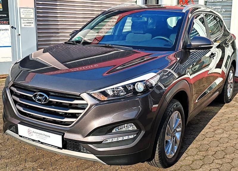 Gebraucht Hyundai Tucson Trend 132 PS (97 kW) 2017 Braun SUV