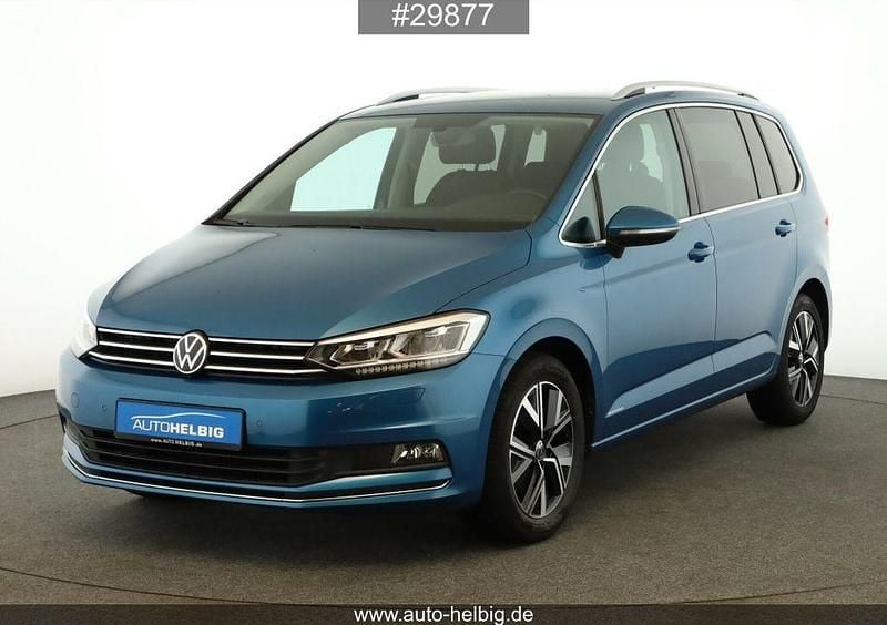 Blau Gebraucht 2021 VW Touran Highline Van / Kleinbus | 23.990 € (Superpreis) - Bild 1/4