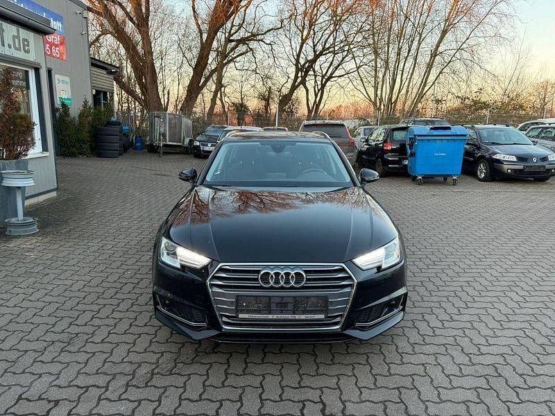 Gebraucht Audi A4 Sport 190 PS (139 kW) 2019 Schwarz Kombi