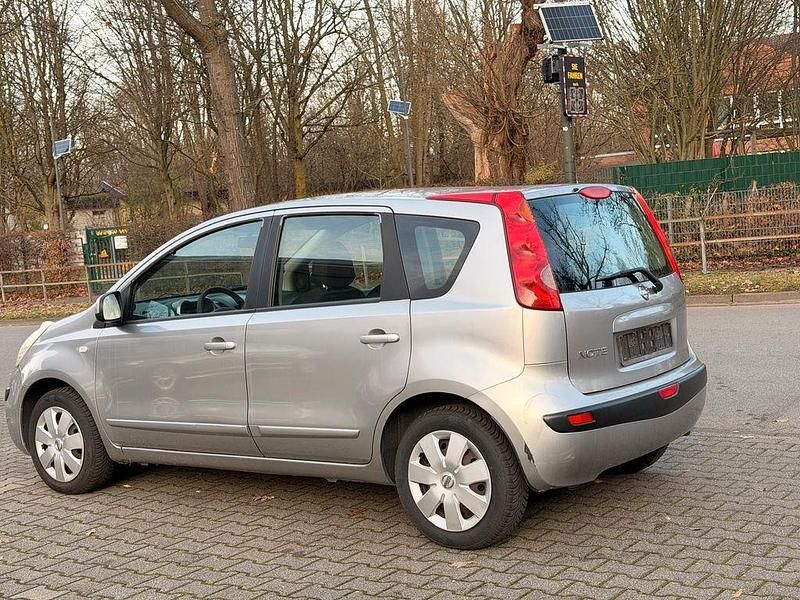 Gebraucht Nissan Note Acenta 110 PS (80 kW) 2007 Silber Limousine