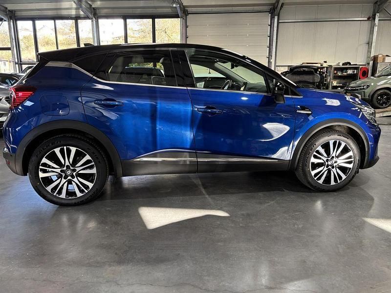 Gebraucht Renault Captur Initiale Paris 160 PS (117 kW) 2022 Blau SUV