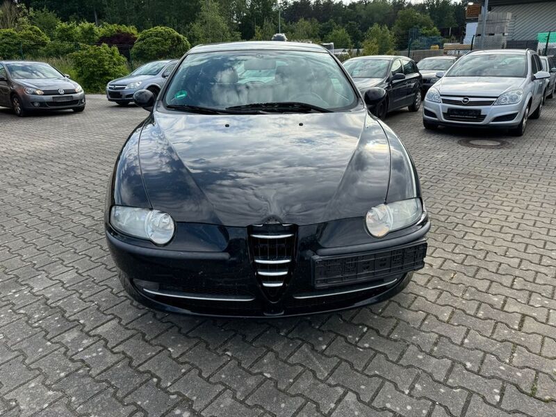 Gebraucht Alfa Romeo 147 105 PS (77 kW) 2004 Schwarz Kleinwagen