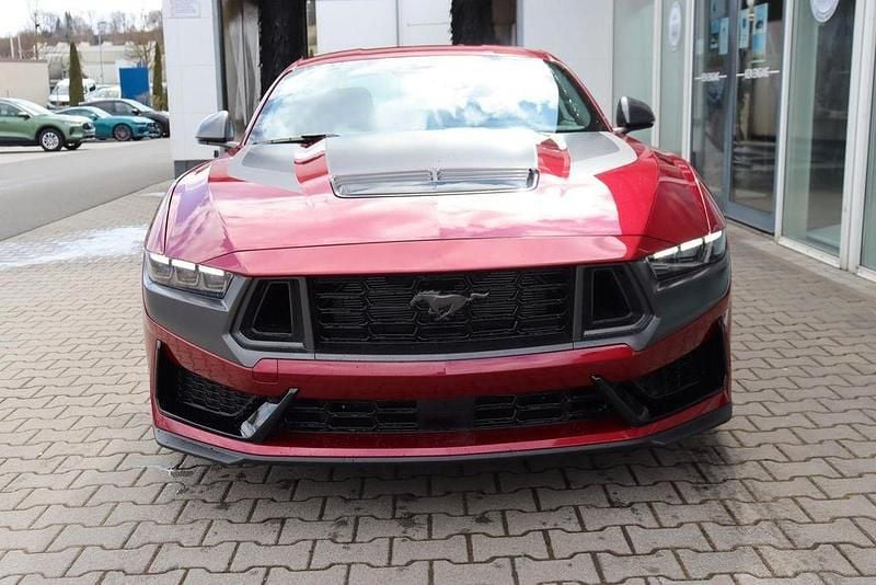 Neu Ford Mustang Dark Horse 454 PS (333 kW) 2026 Molten magenta metallic Coupé