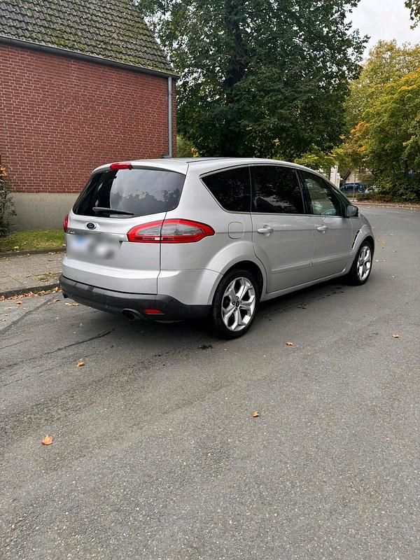 Gebraucht Ford S-MAX S 200 PS (147 kW) 2011 Silber Van / Kleinbus
