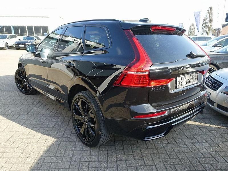 Gebraucht Volvo XC60 Plus 250 PS (183 kW) 2024 Onyx black SUV