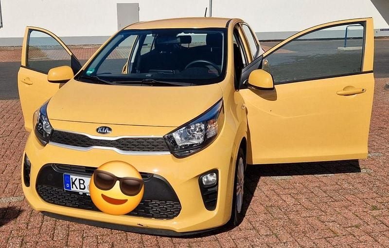 Gelb Gebraucht 2021 Kia Picanto Edition 7 Kleinwagen | 9.999 € (Fairer Preis) - Bild 1/4