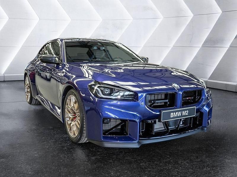 Neu BMW M2 Shadowline 530 PS (389 kW) 2026 Velvet blue Coupé