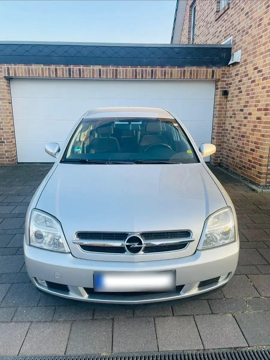 Gebraucht Opel Vectra 122 PS (89 kW) 2002 Silber Limousine