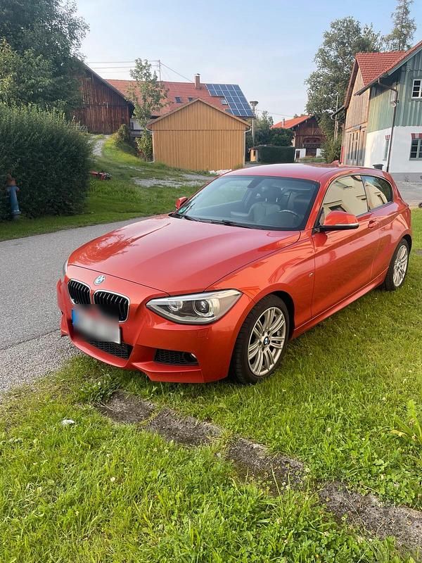 Orange Gebraucht 2014 BMW 125 Kleinwagen | 12.500 € (Fairer Preis) - Bild 1/4