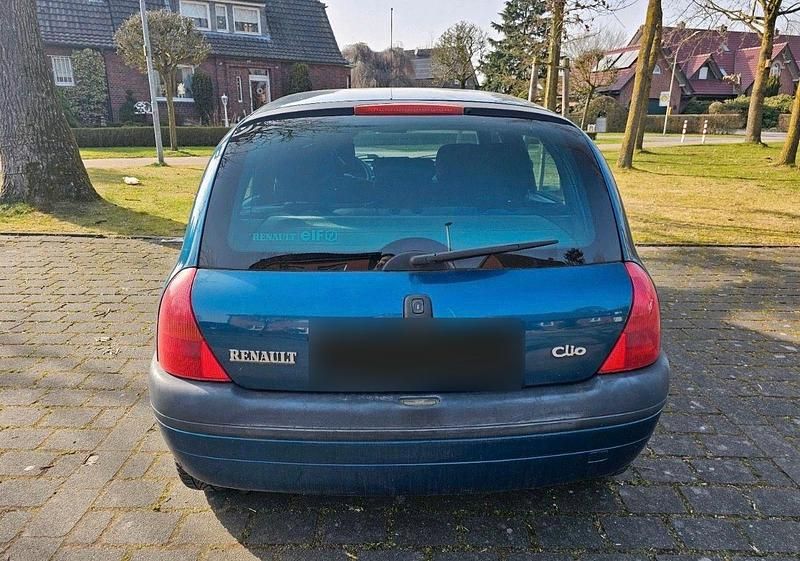 Gebraucht Renault Clio II 58 PS (42 kW) 2000 Blau Limousine