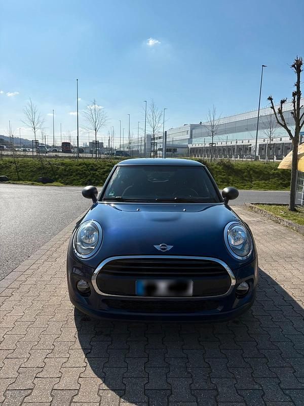 Gebraucht Mini ONE 102 PS (75 kW) 2017 Blau Kleinwagen