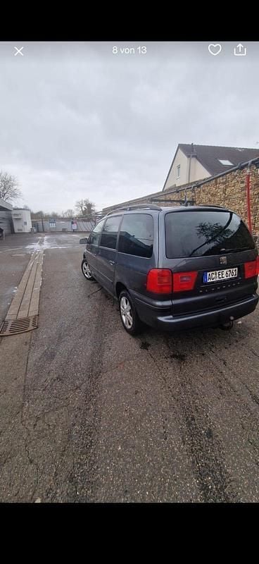 Grau Gebraucht 2008 Seat Alhambra Van / Kleinbus | 2.099 € (Guter Preis) - Bild 1/4