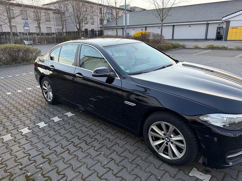 Gebraucht BMW 520 190 PS (139 kW) 2016 Schwarz Limousine