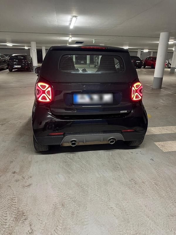 Gebraucht Smart ForTwo Cabrio Brabus 109 PS (80 kW) 2016 Schwarz Cabrio