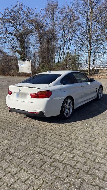 Gebraucht BMW 420 M Sport 184 PS (135 kW) 2014 Weiß Coupé