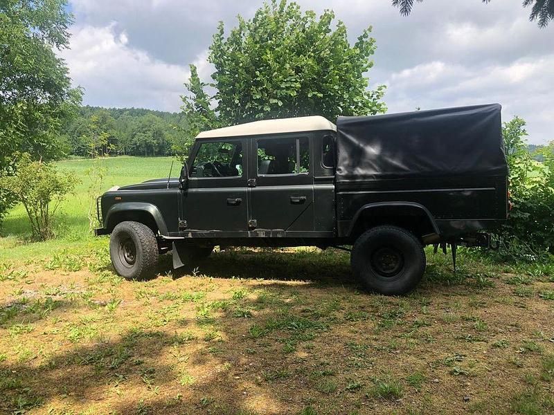 Gebraucht Land Rover Defender 122 PS (89 kW) 2008 Grün SUV