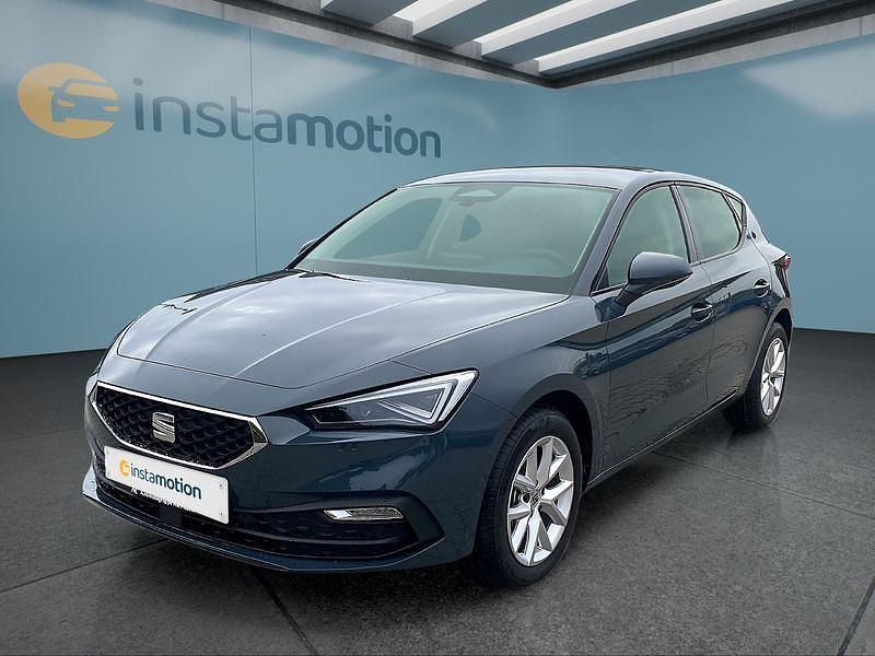 Neu Seat Leon Style 116 PS (85 kW) 2025 Blau Kleinwagen