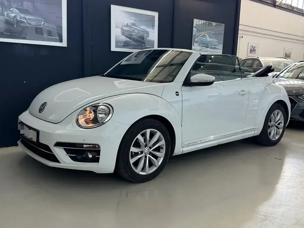 Gebraucht VW Beetle Cabriolet Sound 105 PS (77 kW) 2018 Weiß Cabrio