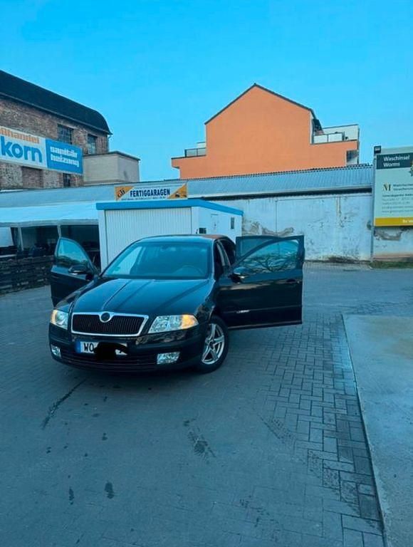 Gebraucht Skoda Octavia Elegance 116 PS (85 kW) 2007 Schwarz Limousine