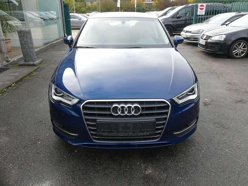 Gebraucht Audi A3 Sportback Ambition 150 PS (110 kW) 2015 Blau Kleinwagen