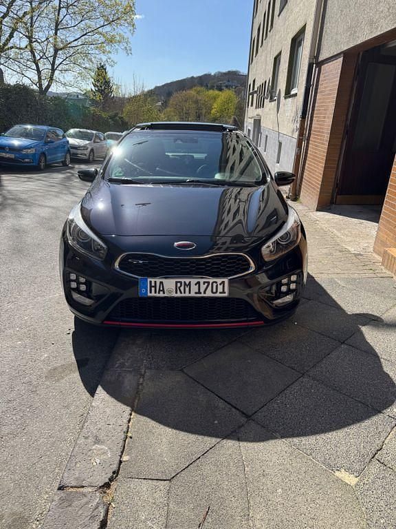 Gebraucht Kia Ceed GT-Track 204 PS (150 kW) 2016 Schwarz Kleinwagen