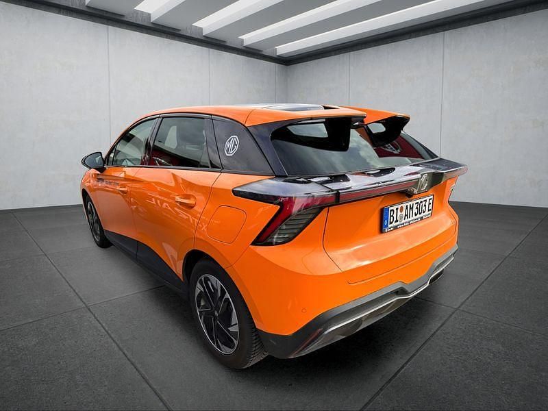 Gebraucht MG MG4 EV 150 kW (204 PS) 2022 Orange Kleinwagen