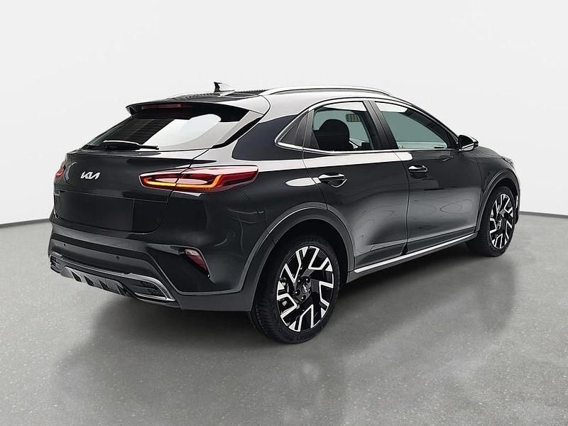 Neu Kia XCeed Spirit 150 PS (110 kW) 2025 Pentametal metallic SUV