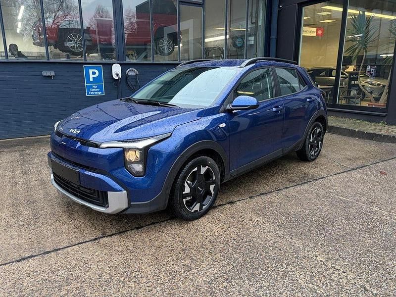 Neu Kia Stonic 101 PS (74 kW) 2026 Blau SUV