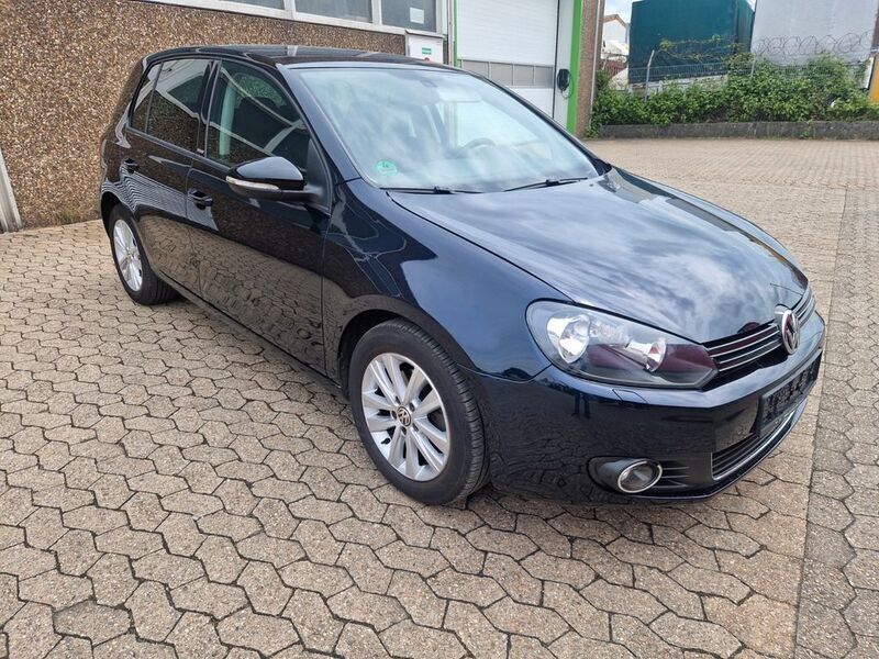 Blau Gebraucht 2011 VW Golf VI Style Limousine | 6.850 € (Fairer Preis) - Bild 1/4