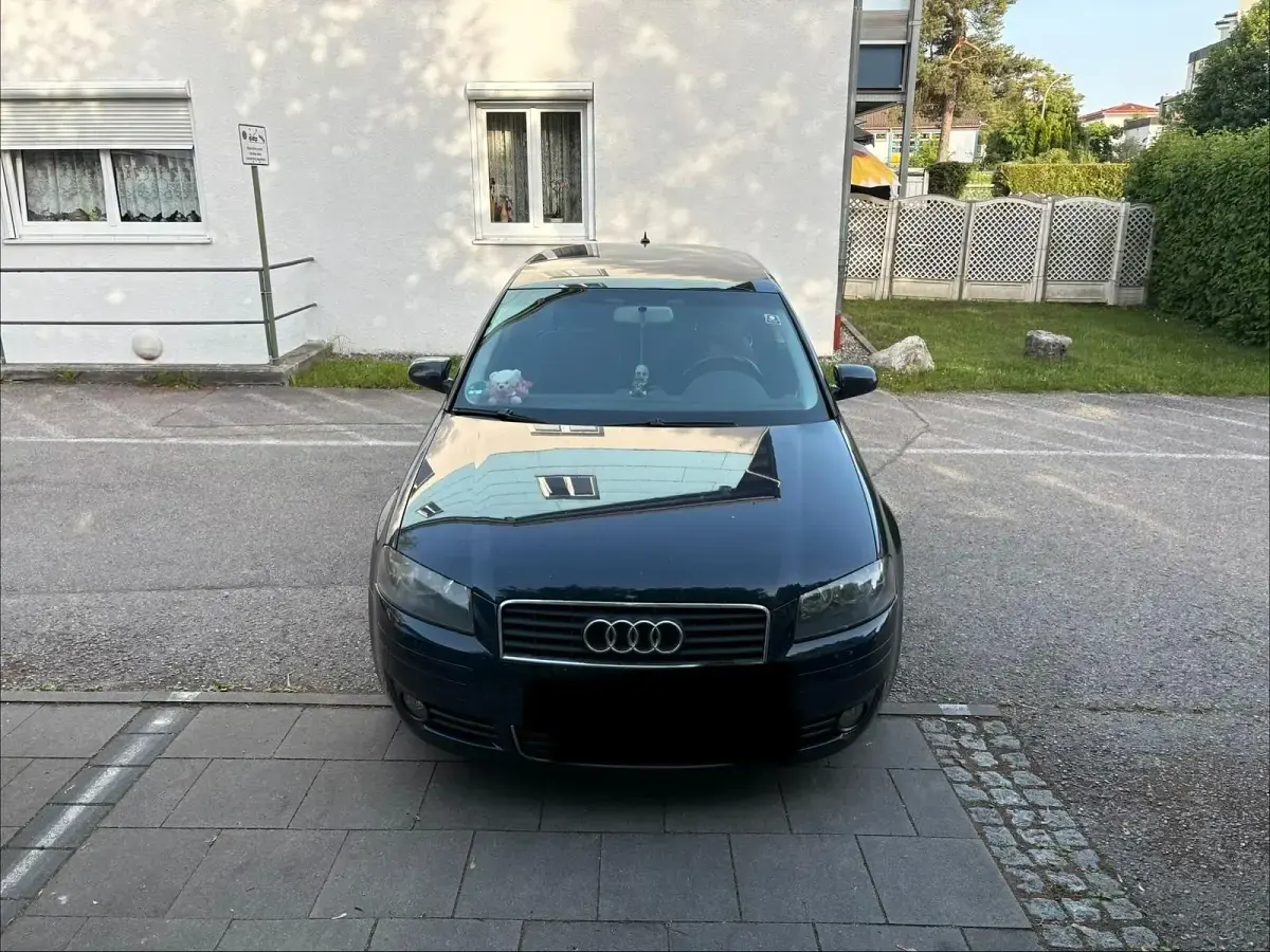 Gebraucht Audi A3 104 PS (76 kW) 2004 Blau Kleinwagen