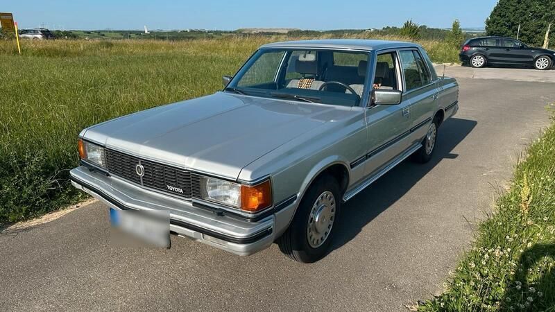 Silber Gebraucht 1982 Toyota Crown Limousine | 15.000 € - Bild 1/4