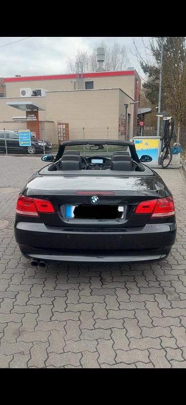 Gebraucht BMW 330 Cabriolet 272 PS (200 kW) 2007 Schwarz Cabrio