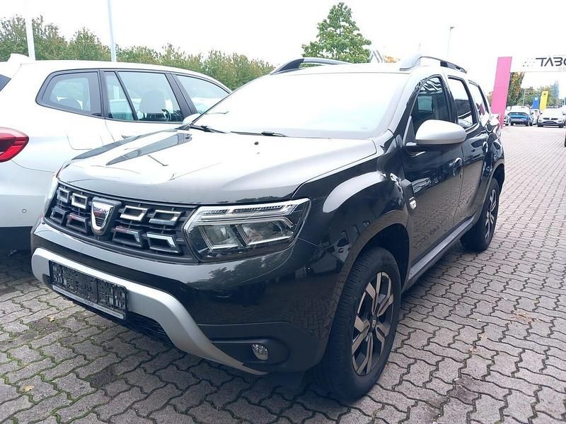 Gebraucht Dacia Duster Prestige 131 PS (96 kW) 2022 Perlmuttschwarz metallic SUV